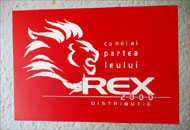 Firme gravate plastic bicolor rosu cu alb