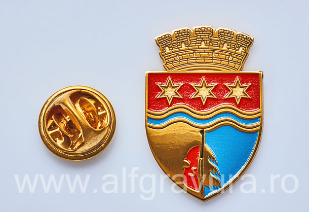 Insigna Municipul Reghin suflata cu aur Insigna Aurita Reghin