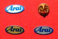 Insigne pins policromie ovale