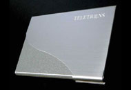 Gravare port card aluminiu