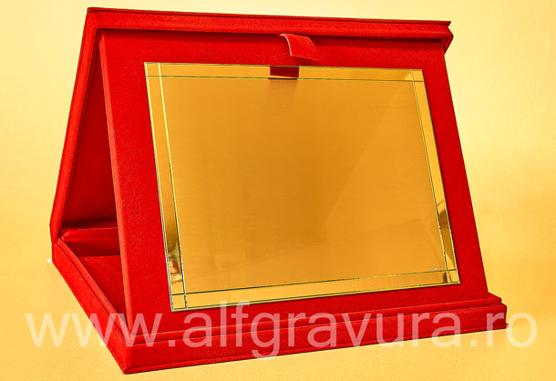 Caseta Plus Rosu - Placheta Aurita PAL66