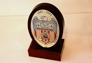 Trofee lemn ovale cu placheta oglinda argintie